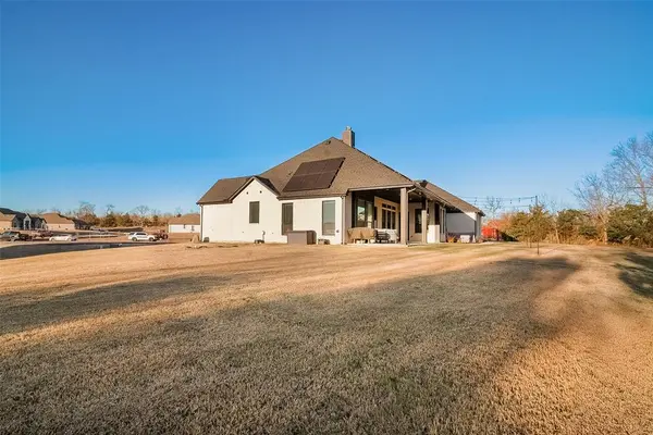 Van Alstyne, TX 75495,1843 Granite Way