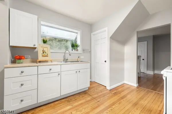 Berkeley Heights Twp., NJ 07922,482 Springfield Ave #1