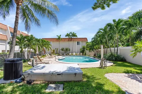 Lauderdale By The Sea, FL 33308,5555 N Ocean Blvd #46