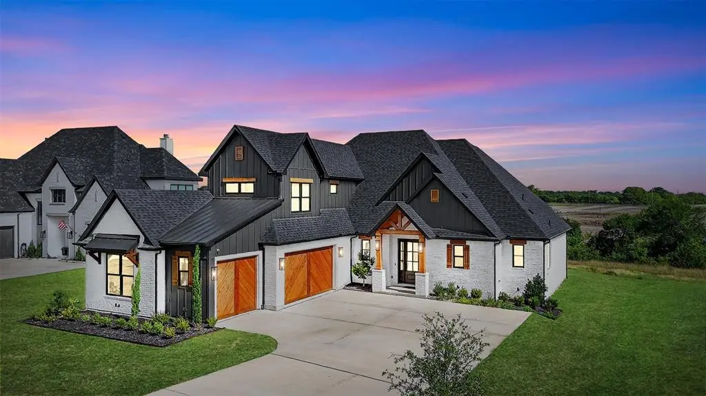 2028 Fox Bend Trace, Gunter, TX 75058