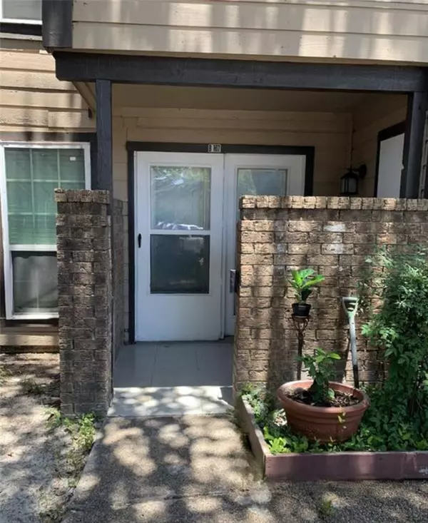 9803 Walnut Street #107, Dallas, TX 75243