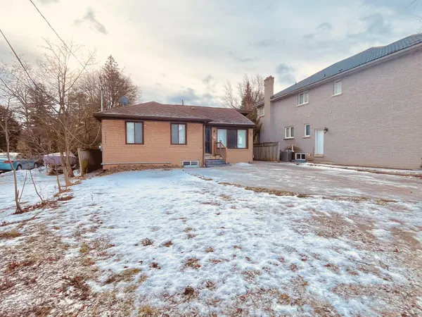 Toronto C14, ON M2N 4C9,203 MCKEE AVE #BSMT