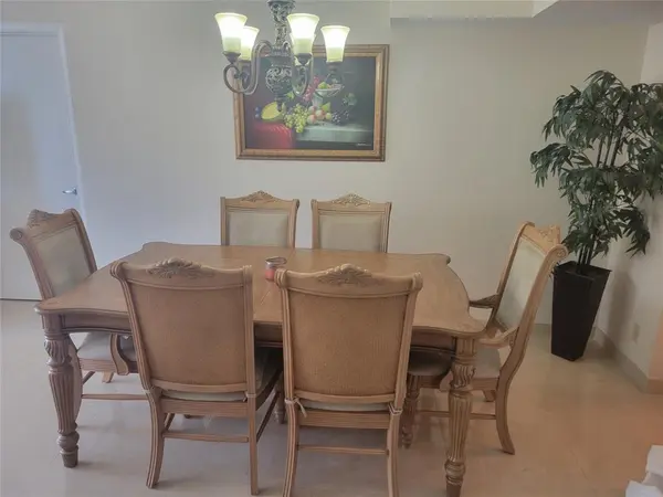 Hollywood, FL 33019,2401 S Ocean Dr #1108