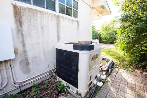 Miami, FL 33179,21304 NE 19th Ct