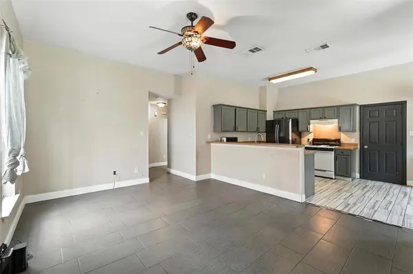 1510 N Carroll Avenue, Dallas, TX 75204