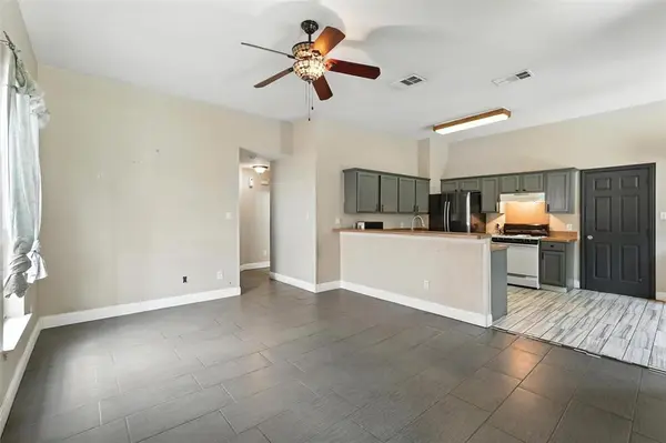 1510 N Carroll Avenue, Dallas, TX 75204