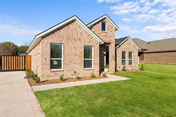 Glenn Heights, TX 75154,607 E Wood Dell Drive