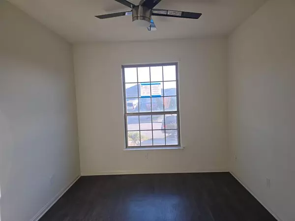 Dallas, TX 75253,14213 Wrangler Way