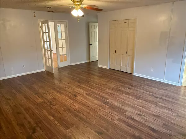 Cedar Hill, TX 75104,1001 Crestview Drive