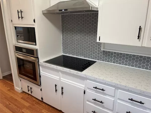 Cedar Hill, TX 75104,1001 Crestview Drive