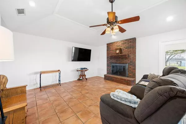 Weatherford, TX 76088,316 Sanchez Court