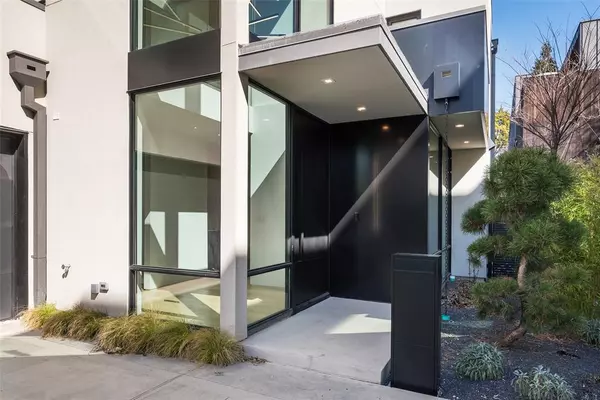 Dallas, TX 75205,3515 Edgewater Street