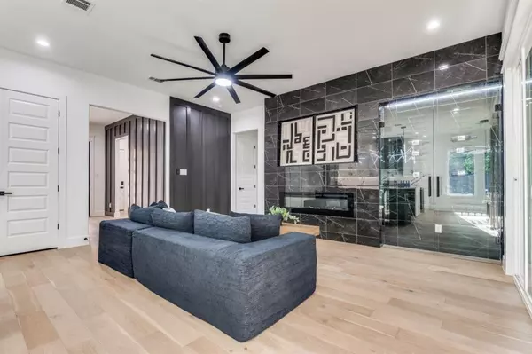 Desoto, TX 75115,1700 Carriage Creek Drive