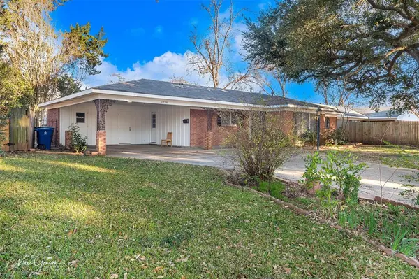 Shreveport, LA 71104,1218 Oden Street