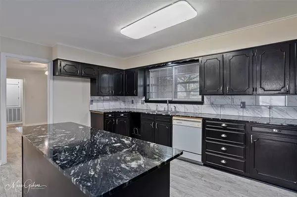 Shreveport, LA 71104,1218 Oden Street