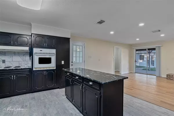 Shreveport, LA 71104,1218 Oden Street