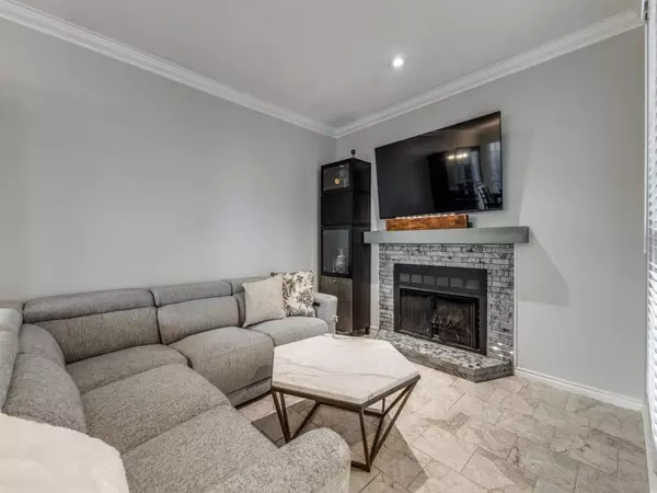 Dallas, TX 75204,4116 Cole Avenue #304