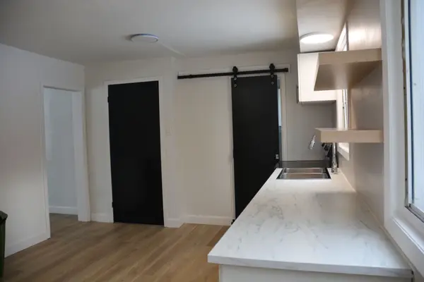 99 Cecilia AVE, London East, ON N5Y 3Z9