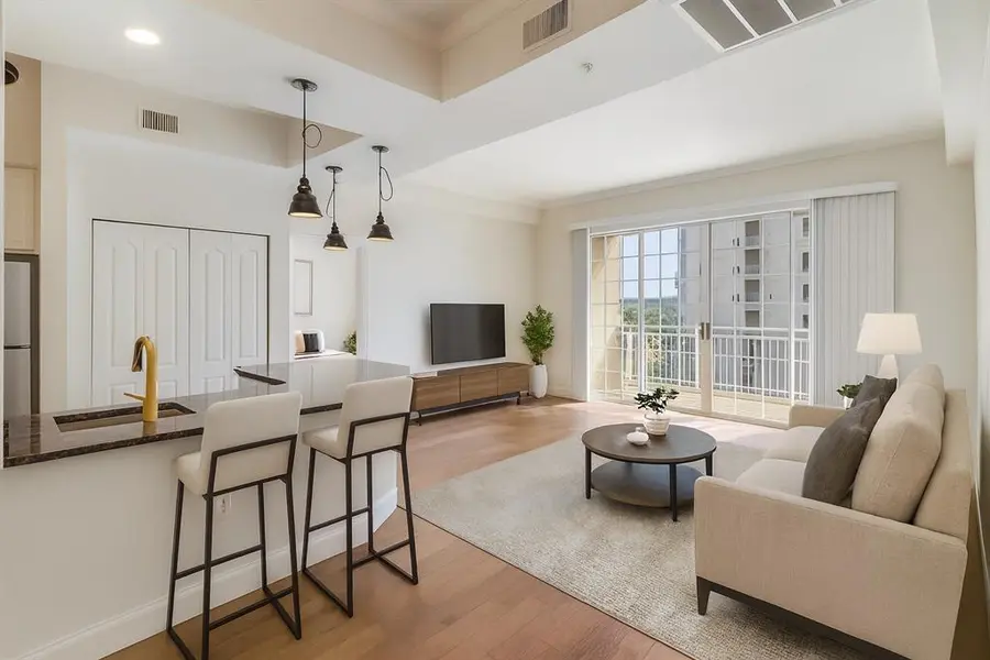 3225 Turtle Creek Boulevard #545, Dallas, TX 75219