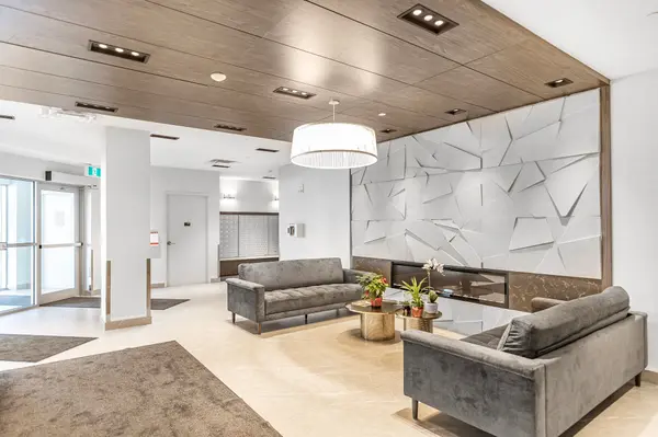 Barrie, ON L4M 0L5,58 Lakeside TER #817