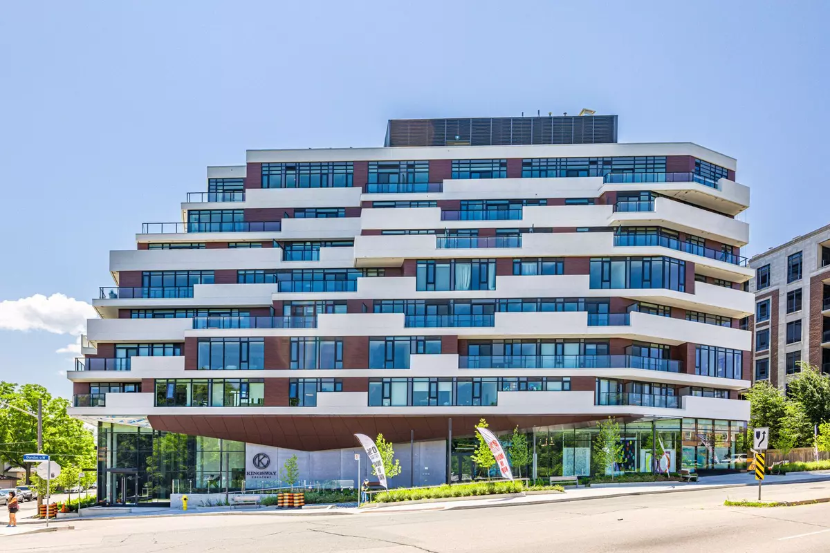 Toronto W08, ON M8X 2S4,160 Kingsway CRES #310