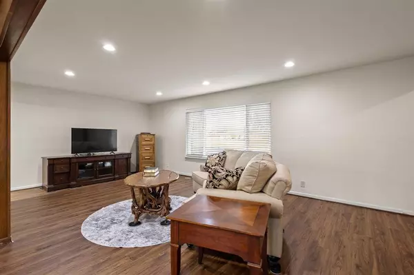 Denison, TX 75020,1701 S Lillis Lane