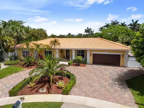Weston, FL 33326,16686 Golfview Dr