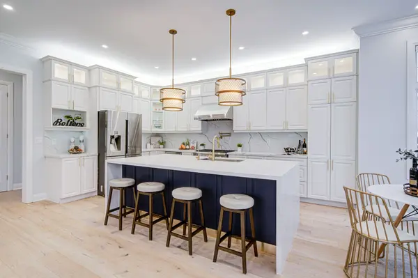 Aurora, ON L4G 0X5,55 Major CRES