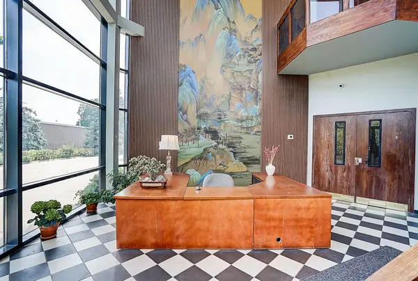 Burlington, ON L7L 5K6,940 Sheldon CT #Main