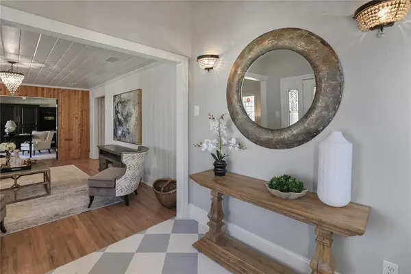 Mckinney, TX 75069,909 W Hunt Street