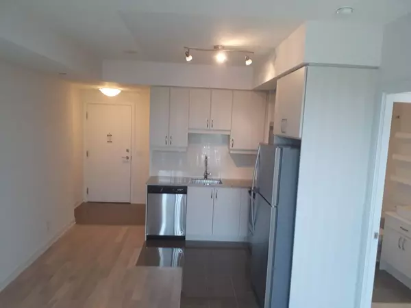 Richmond Hill, ON L4C 1H7,9199 Yonge ST #Se 412