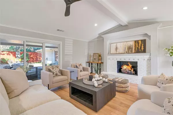 Dallas, TX 75214,6129 Glennox Lane