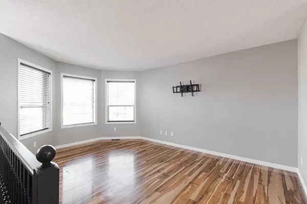 Fort Mcmurray, AB T9H 5J9,248 Warren RD