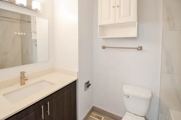 Toronto E05, ON M1T 3S5,30 Chichester PL #64