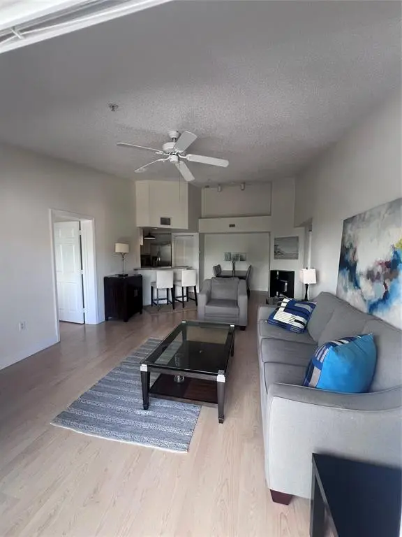 Fort Lauderdale, FL 33316,2021 SE 10th Ave #219