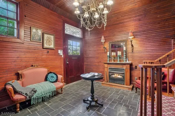 Plainfield City, NJ 07060,944 Madison Ave