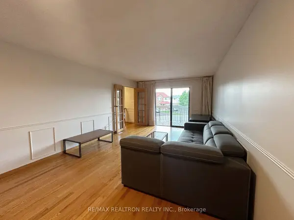 Mississauga, ON L5C 3L9,928 Knollwood CT