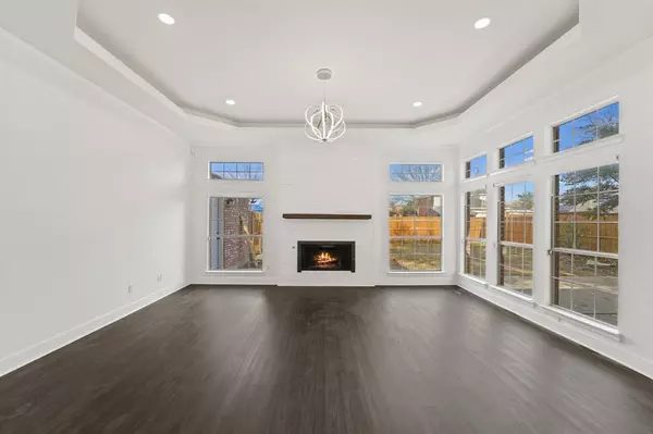 Grand Prairie, TX 75052,2912 Olympia Drive