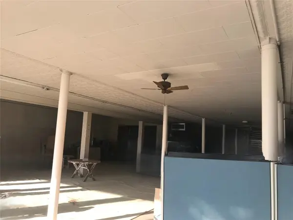 135 S Main Street, Winters, TX 79567