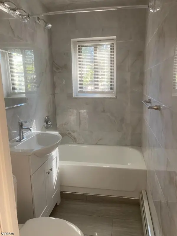 South Orange Village Twp., NJ 07079,52 Cottage St #3H