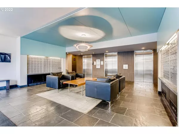 Portland, OR 97201,111 SW HARRISON ST #19A