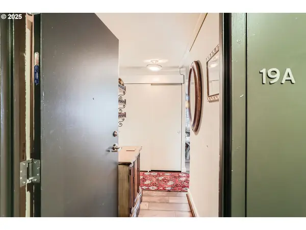 Portland, OR 97201,111 SW HARRISON ST #19A