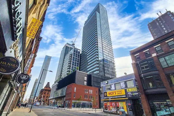 Toronto C08, ON M4Y 1L8,1 Gloucester ST #1816