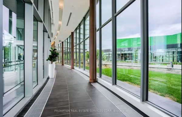 Toronto C15, ON M2K 0E4,117 Mcmahon DR #2703