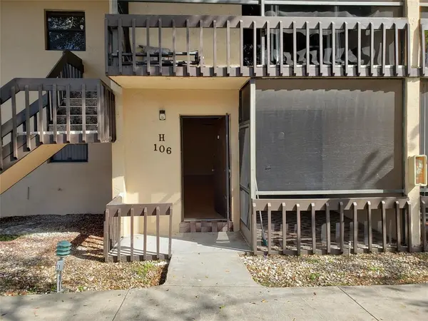 750 NE 199th St #H-106, Miami, FL 33179