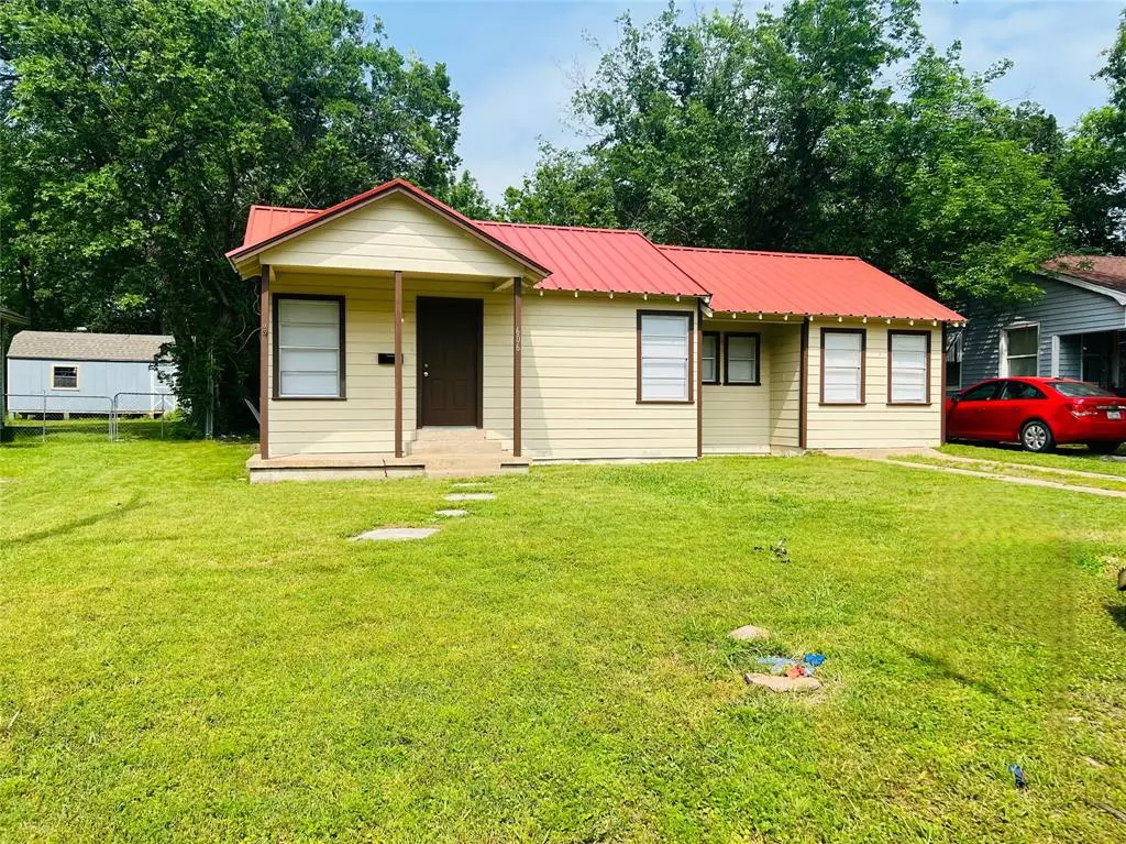 Terrell, TX 75160,606 Warren Street
