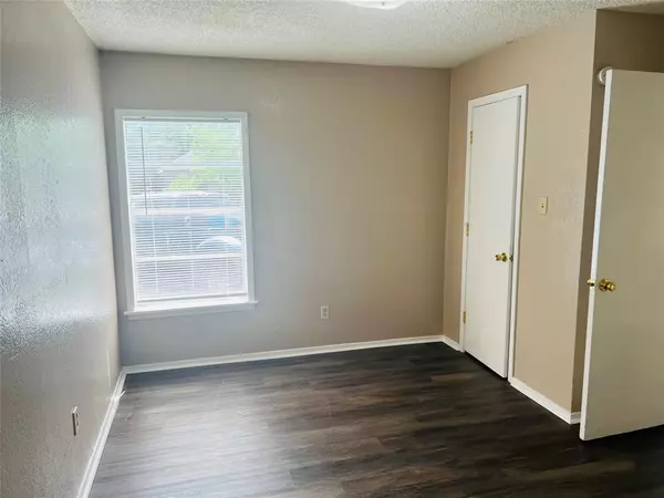 Terrell, TX 75160,606 Warren Street