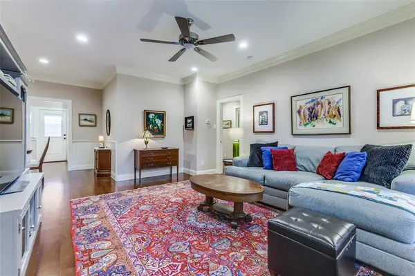 Dallas, TX 75230,10720 Park Village Place #D