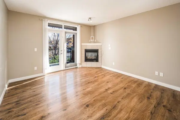 Calgary, AB T2E 2T8,2419 Centre ST NW #103