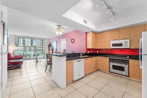 Fort Lauderdale, FL 33301,350 SE 2nd St #840